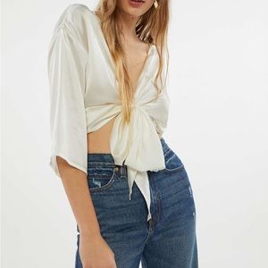Women's Uo Nicole Satin Tie-front Cropped Top